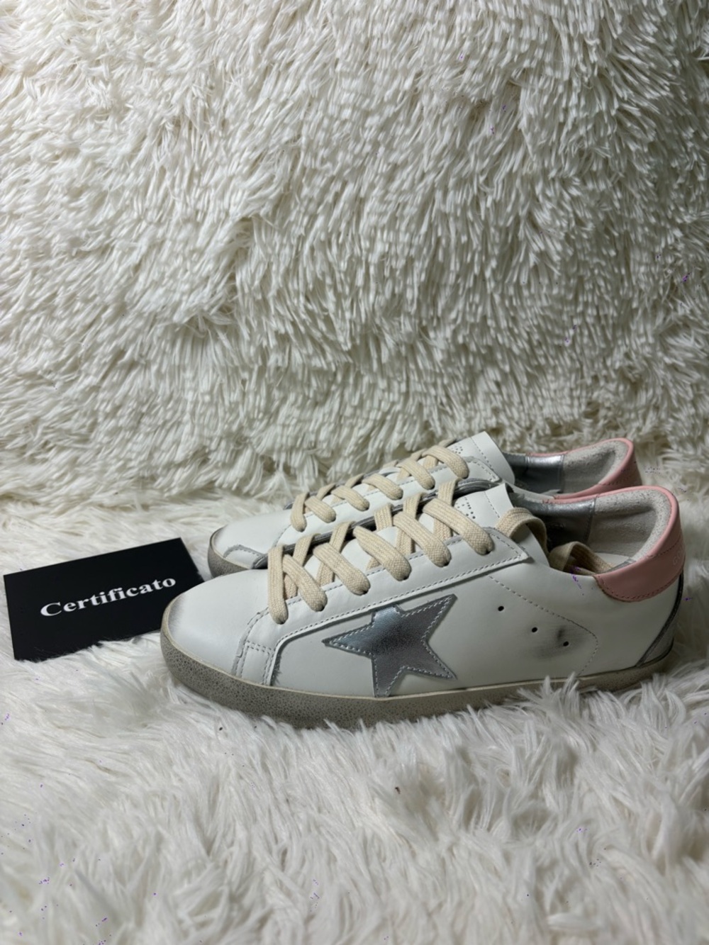Golden Goose sneakers- like new - Picture 5 of 8